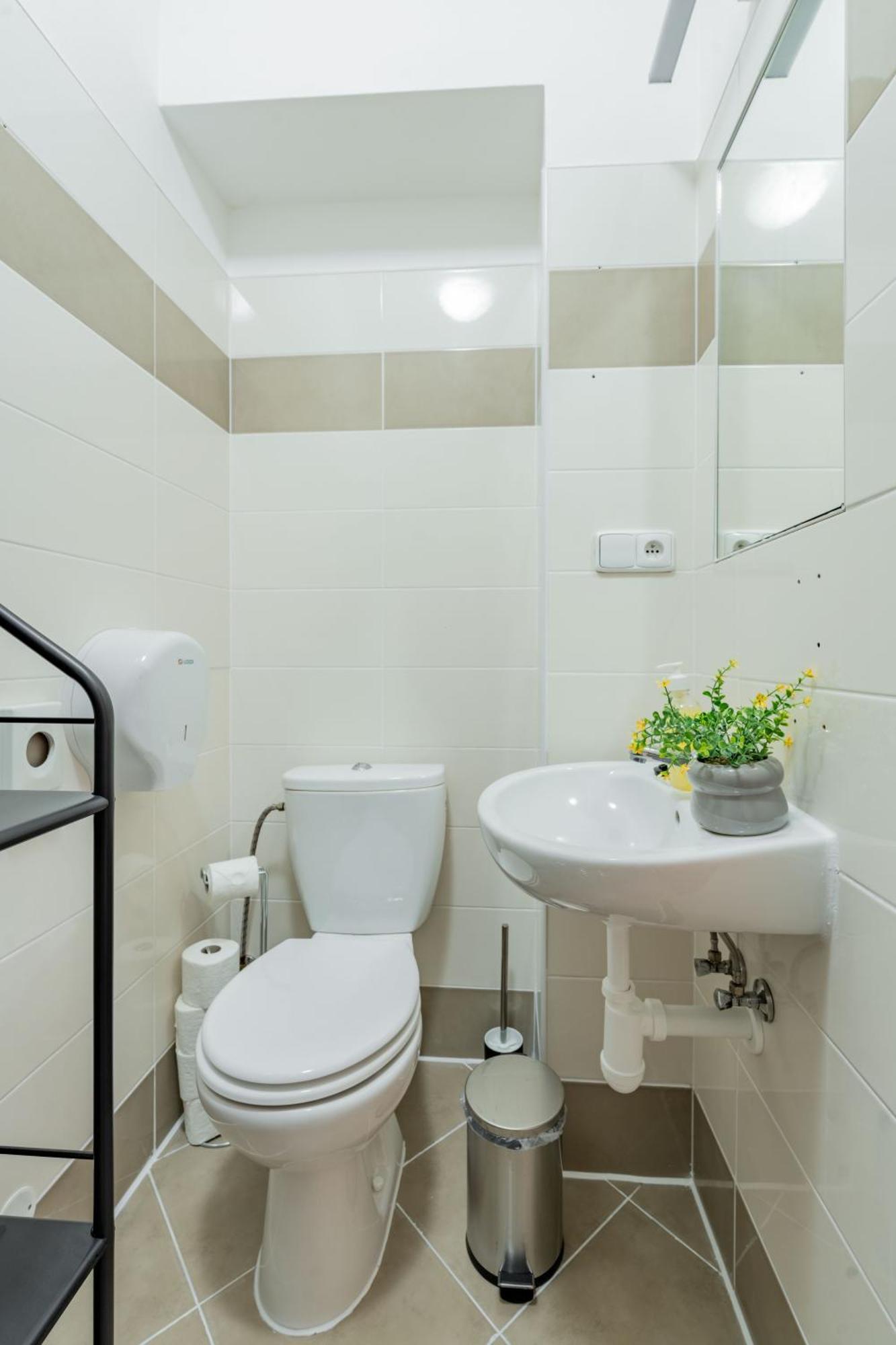 Stellar Female Hostel Prague Extérieur photo